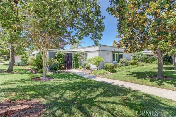 Laguna Woods, CA 92637,679 Via Alhambra #D