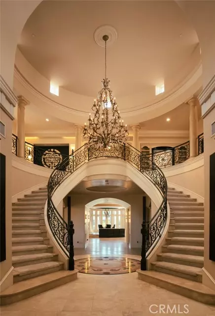 Newport Beach, CA 92660,20391 Cypress Street