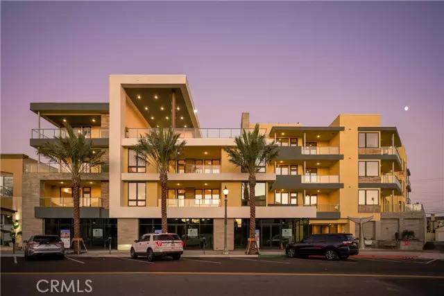 Huntington Beach, CA 92648,414 Main #400