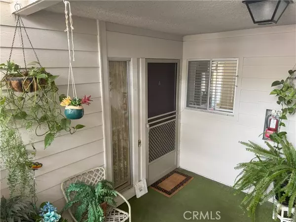 Laguna Woods, CA 92637,3300 Via Carrizo #A