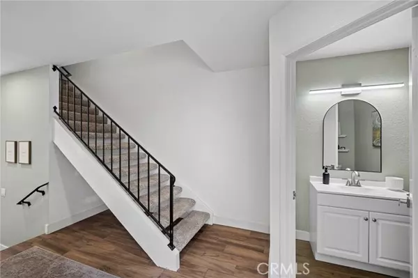 Laguna Hills, CA 92653,24404 Eastview Road #90