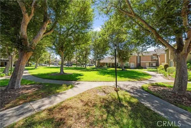 Irvine, CA 92604,27 Cheyenne #69