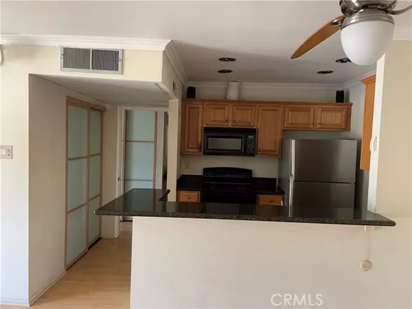 Valley Village, CA 91607,5257 Radford Avenue #314