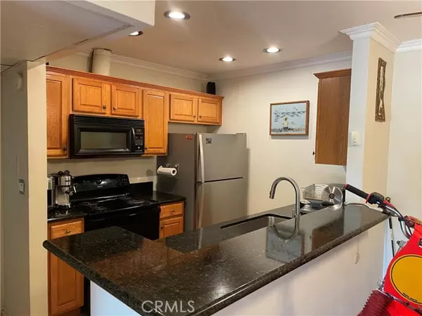 Valley Village, CA 91607,5257 Radford Avenue #314