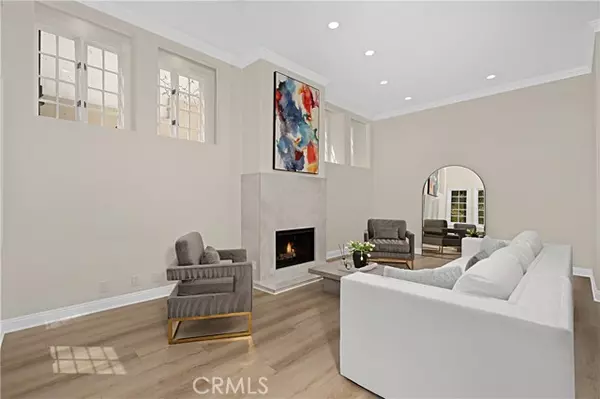 Woodland Hills (los Angeles), CA 91364,21047 Dumetz Road