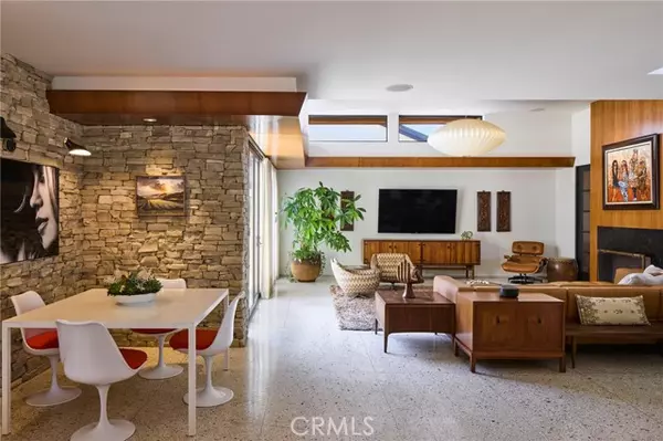 Huntington Beach, CA 92648,1112 Park Street