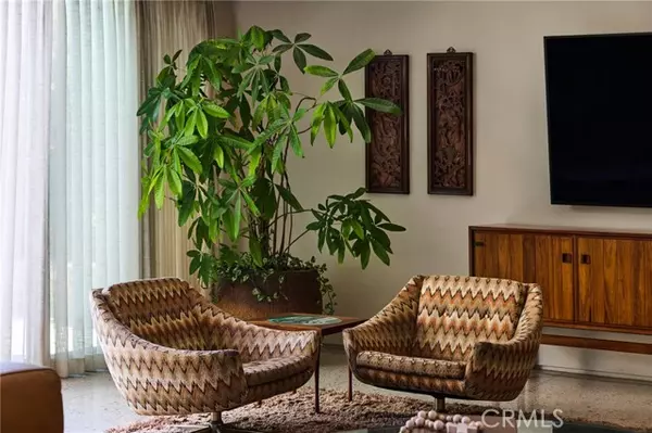 Huntington Beach, CA 92648,1112 Park Street