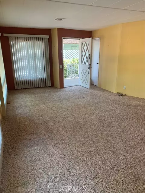 Lake Forest (el Toro), CA 92630,24921 Muirlands Boulevard #79