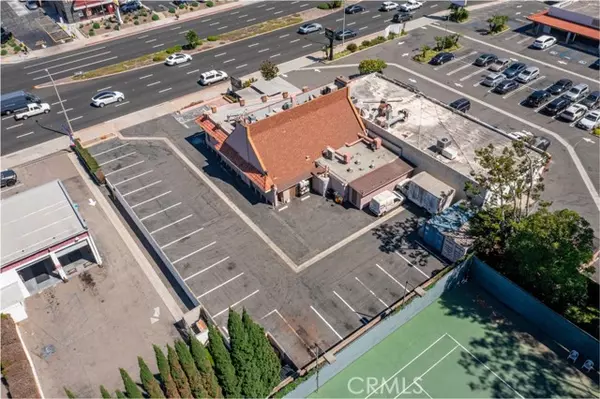 Huntington Beach, CA 92647,16871 Beach Boulevard