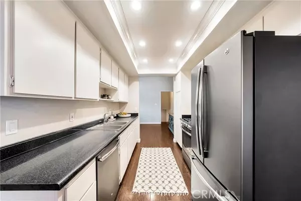 Fullerton, CA 92831,2915 Barrington Court