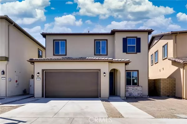 208 Lily Loop, Irvine, CA 92618