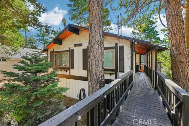 Lake Arrowhead, CA 92352,761 W Victoria Court