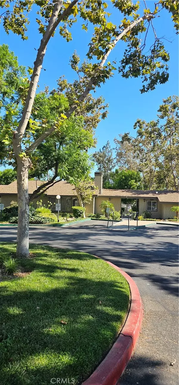 Pomona, CA 91767,960 E Bonita Avenue #14