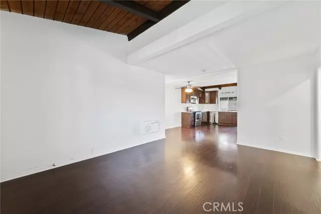 1040 W Macarthur Boulevard #104, Santa Ana, CA 92707