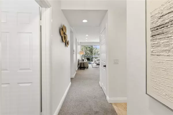 Huntington Beach, CA 92646,20331 Bluffside Circle #303