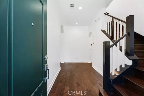 Irvine, CA 92618,123 Interval