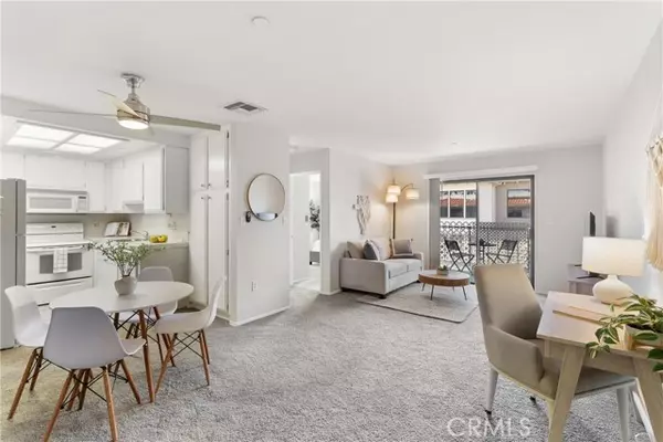 18900 Delaware Street #48, Huntington Beach, CA 92648