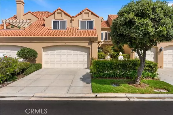 6121 Greenbrier Drive, Huntington Beach, CA 92648