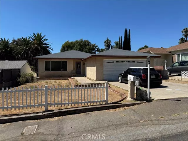 Fullerton, CA 92833,751 Stephens Avenue