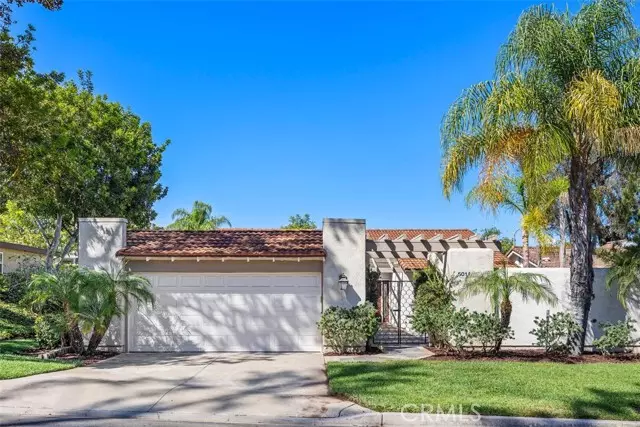 Laguna Woods, CA 92637,5011 Duverney