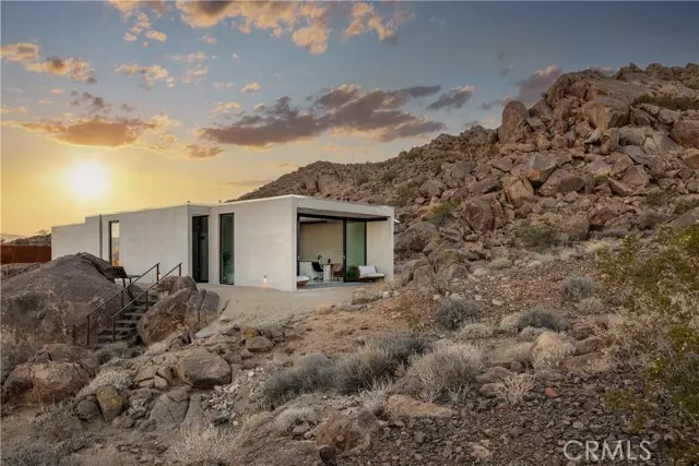 Joshua Tree, CA 92252,1824 Mountain Shadow Road