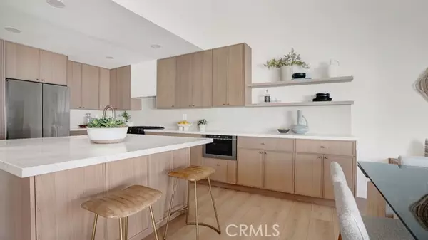 29 Carson, Irvine, CA 92620