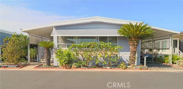 Santa Ana, CA 92703,323 N Euclid Street #99