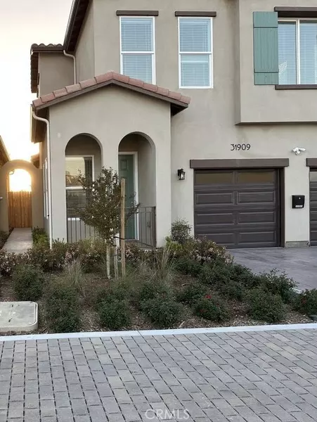 31909 Saint Joseph Ln, Stanton, CA 90680