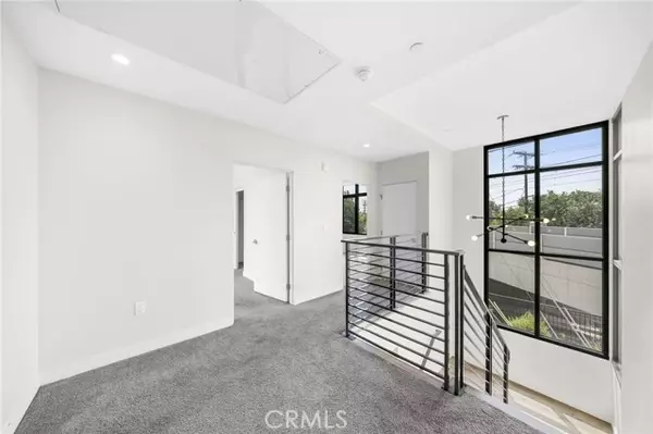 Arcadia, CA 91006,511 N Santa Anita Ave #B