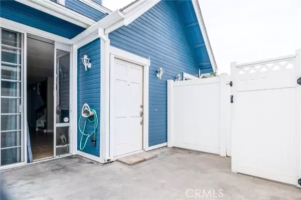 Brea, CA 92821,225 S Redwood Avenue #19