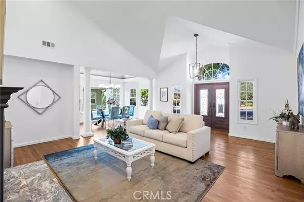 Fullerton, CA 92832,143 Hillcrest