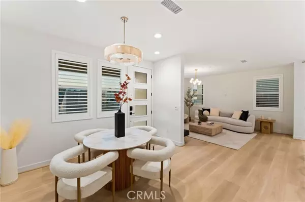 Irvine, CA 92618,127 Restore