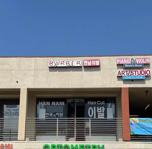 La Palma, CA 90623,Address not disclosed