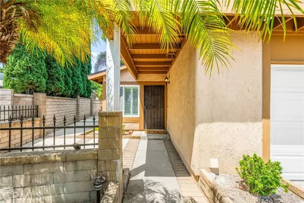 Mission Viejo, CA 92692,27131 La Fuente