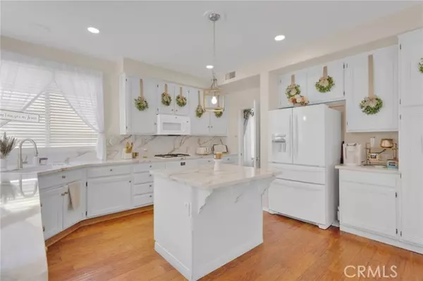 42257 Sand Palm Way, Lancaster, CA 93536