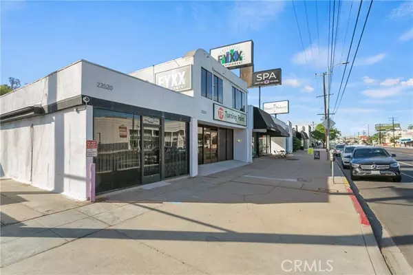 Woodland Hills (los Angeles), CA 91364,22522 Ventura Blvd