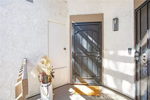 Laguna Hills, CA 92656,26701 Quail Creek #142