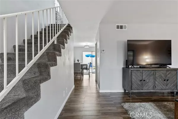 La Habra, CA 90631,405 W Mountain View APT 10