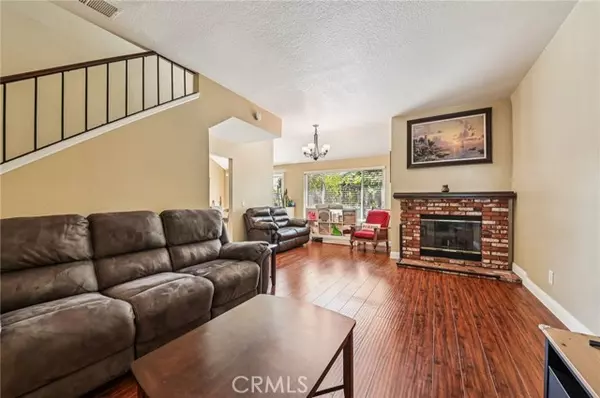 Lake Forest (el Toro), CA 92630,25302 Vista Linda