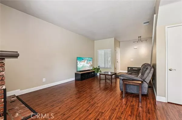 Lake Forest (el Toro), CA 92630,25302 Vista Linda