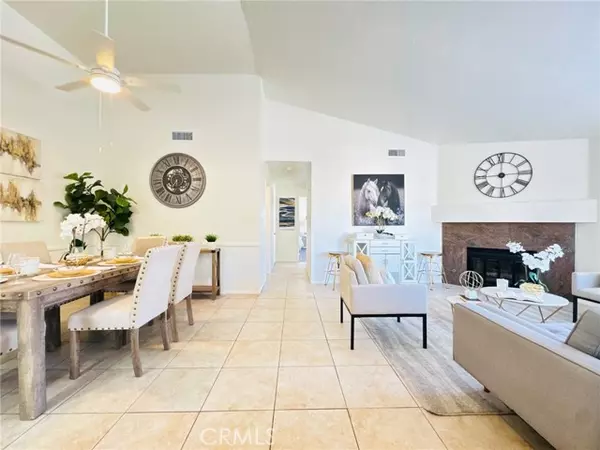 369 Deerfield #35, Irvine, CA 92606