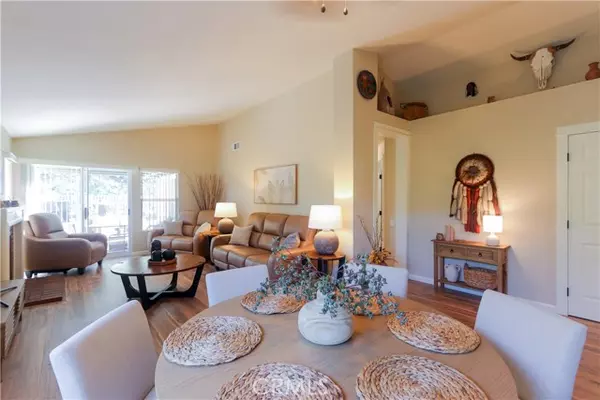 Lake Forest (el Toro), CA 92679,19316 Sycamore Glen