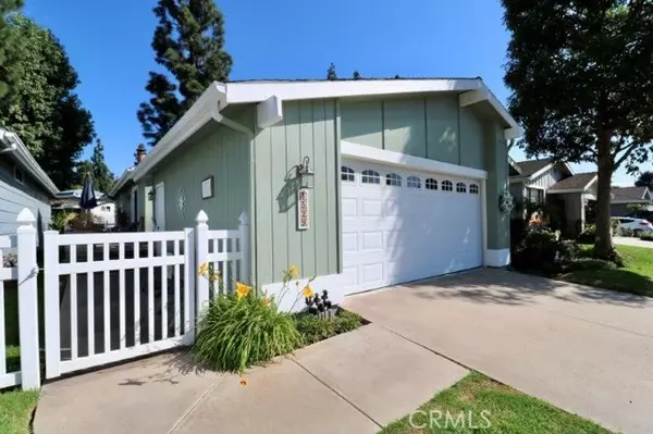 Santa Ana, CA 92705,1529 Canyon Lake #140