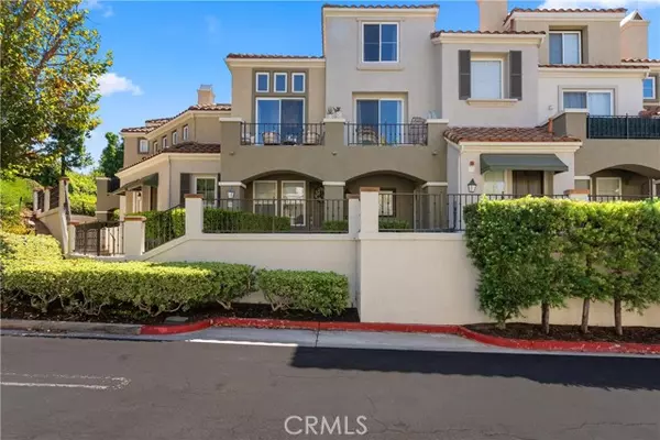 12 Via Cordoba, Rancho Santa Margarita, CA 92688