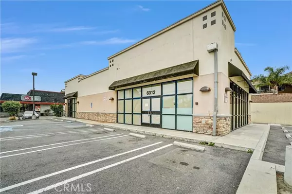 Huntington Beach, CA 92647,6012 Edinger