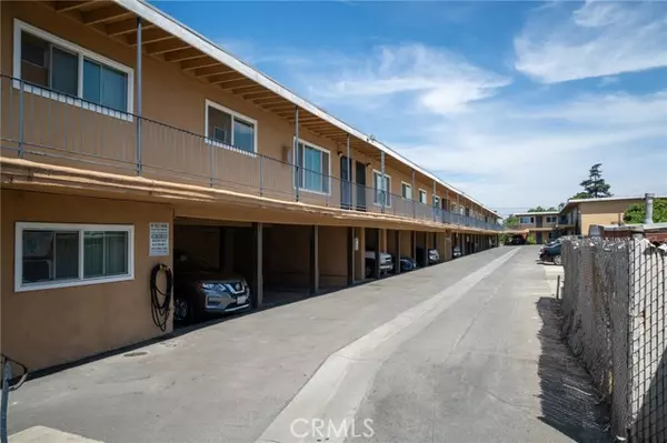 Santa Ana, CA 92703,1003 W Bishop Street