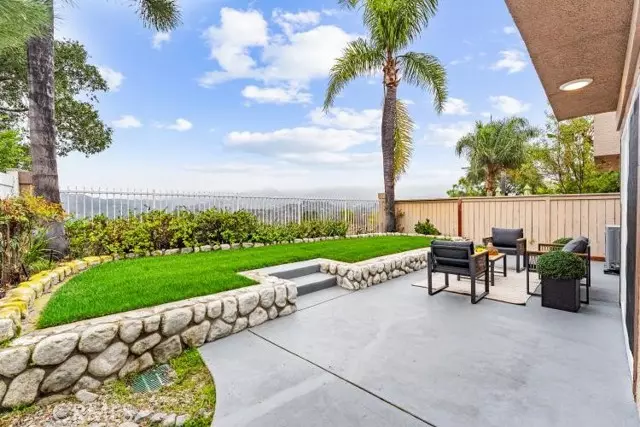 19 Vista Barranca, Rancho Santa Margarita, CA 92688