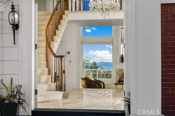 Rolling Hills Estates, CA 90274,43 Country Lane