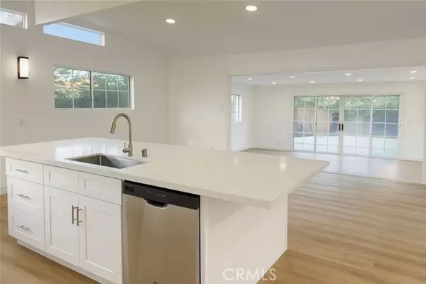 West Covina, CA 91790,1019 W Pine