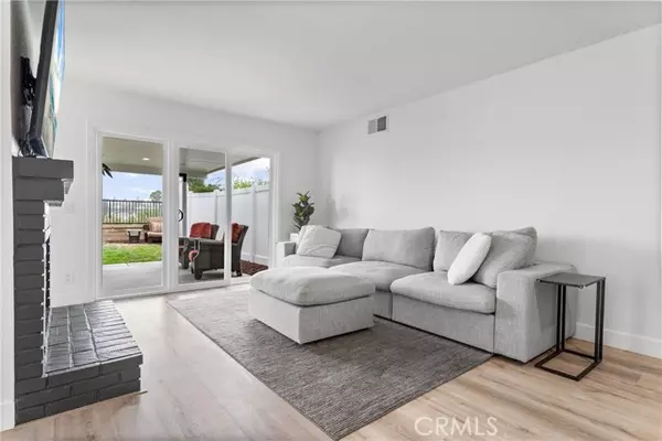 Mission Viejo, CA 92692,21795 Tobarra